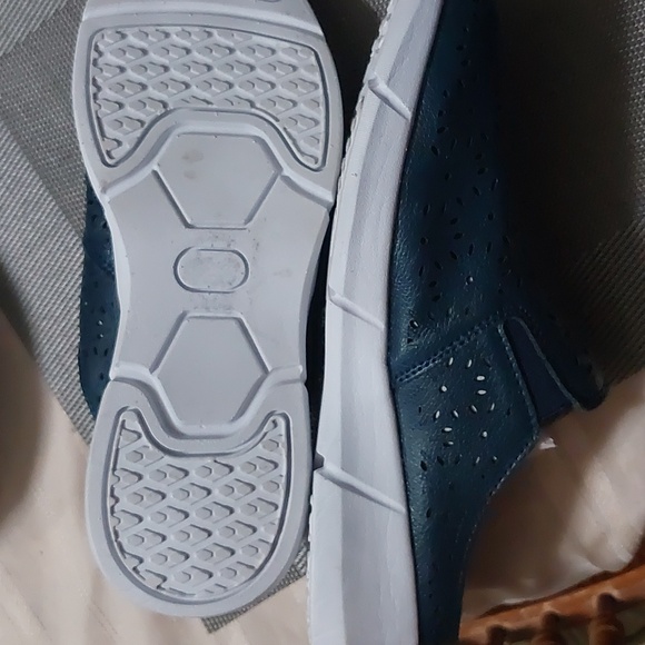 Spring Step shoes Navy 7.5 or 38 - Picture 7 of 8